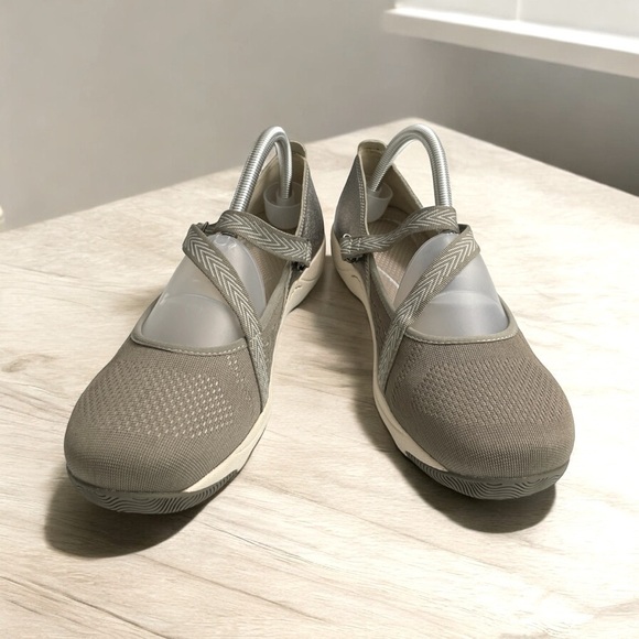 dansko Silver/Gray slip on comfort shoe strap closure Size 41 US ( 10.5-11 ) - Picture 2 of 12